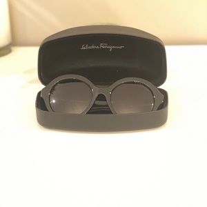 Salvatore Ferragamo oversized black sunglasses